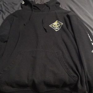 salty crew camo hoodie